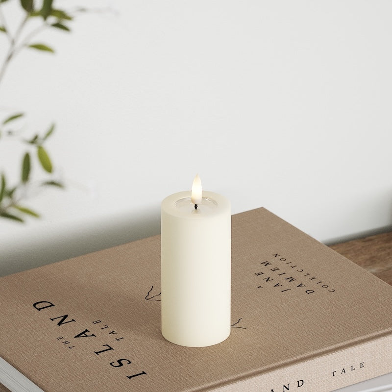 Deluxe Homeart Φωτιστικό μπλοκ LED Ø 5 x 10 cm Κρεμ