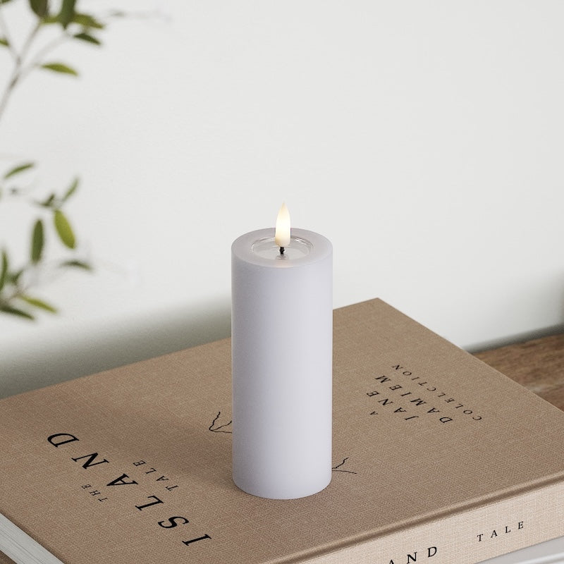 Deluxe Homeart LED blokk lámpa Ø 5 x 12,5 cm Poros kék