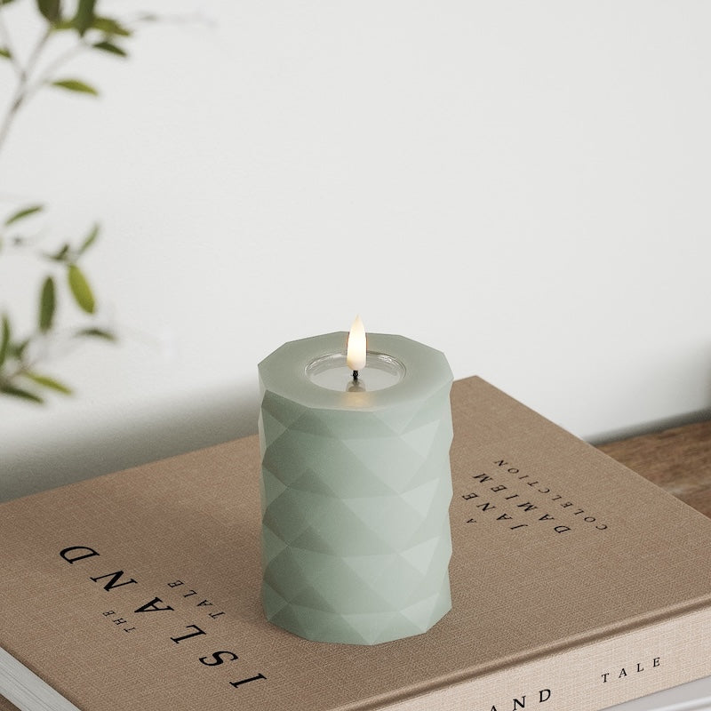 Deluxe Homeart Square LEDs Vela pilar Ø 7,5 x 10 cm Verde sálvia