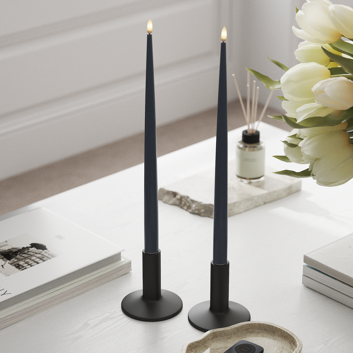 Deluxe Homeart LED světlo na svíčku s lakem, 2 ks 38 cm Ledově modrá LED světlo na svíčku 1