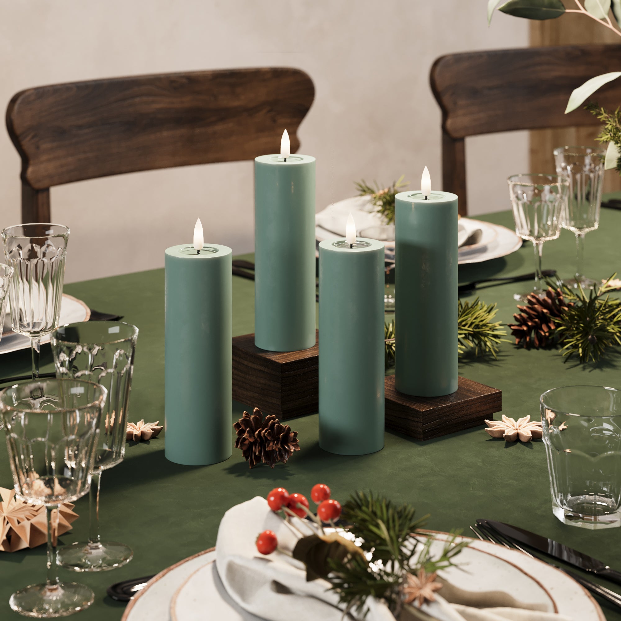 LED Blockljus Ø 5 x 15 cm Jadegrön + 4 st