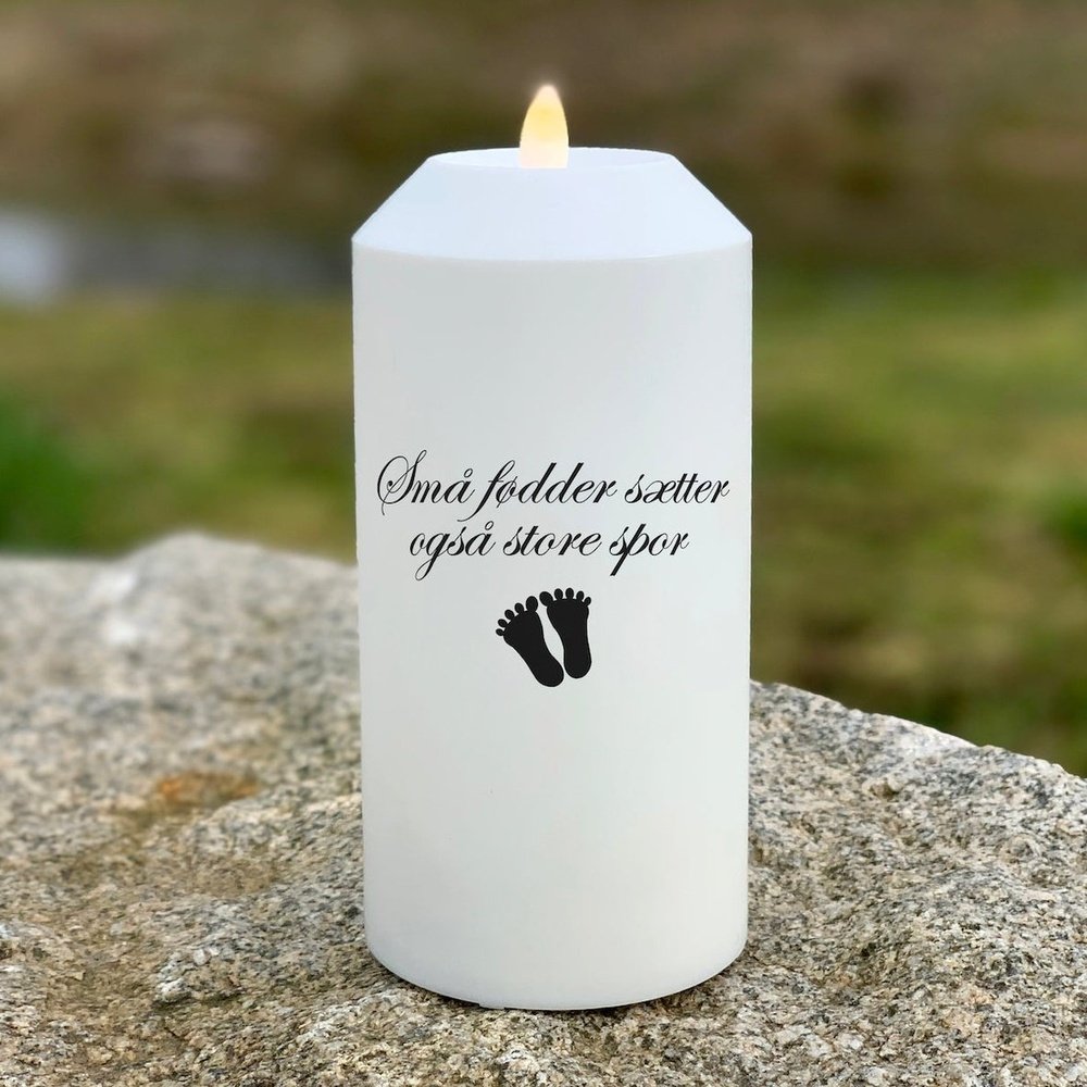 LED Grave Light Még a kis lábak is mély nyomokat hagynak Deluxe Homeart 1